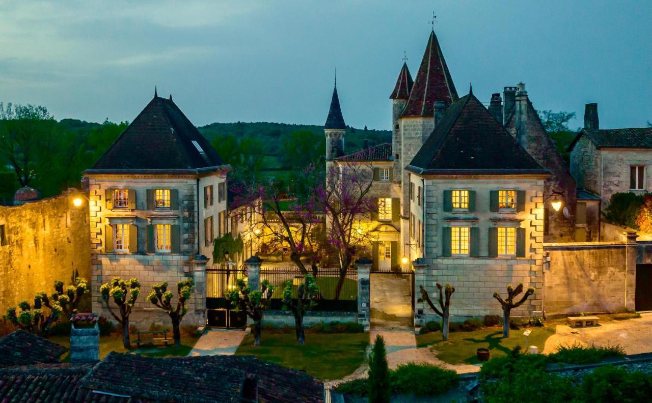 Château des Sénéchaux, Bourdeilles Esterno foto