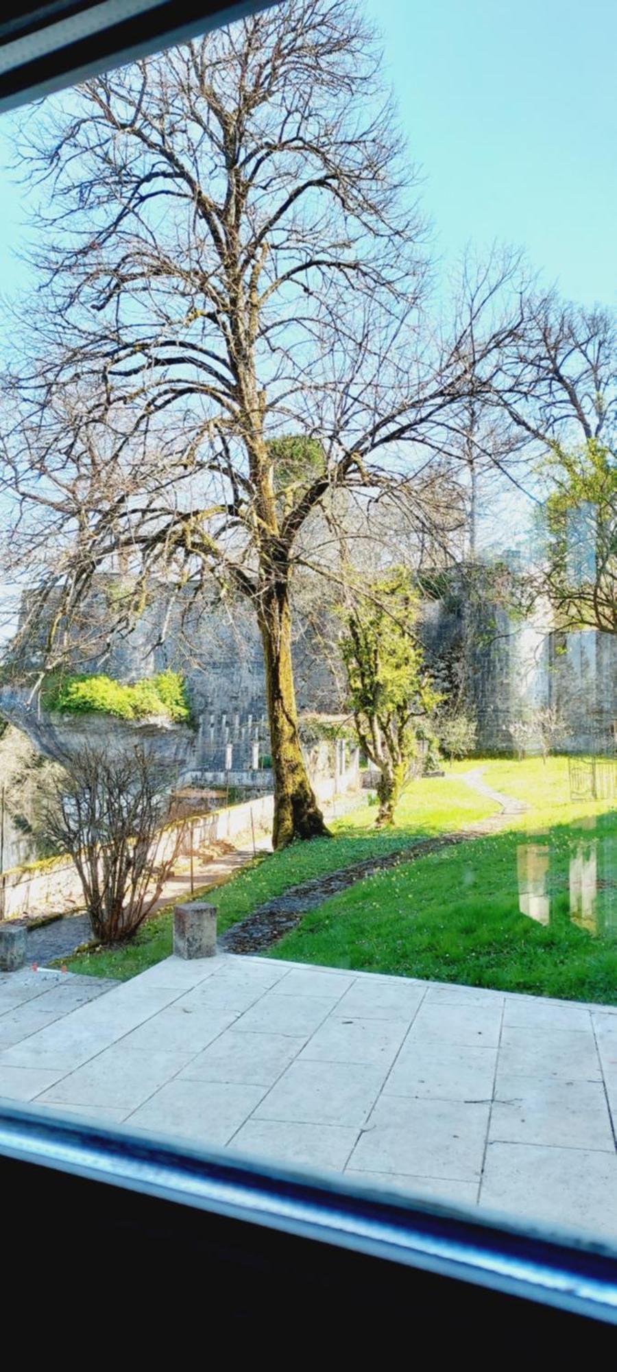 Château des Sénéchaux, Bourdeilles Esterno foto