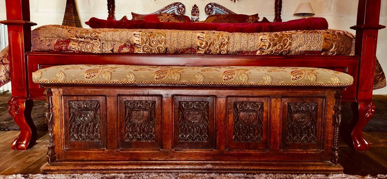 Château des Sénéchaux, Bourdeilles Esterno foto