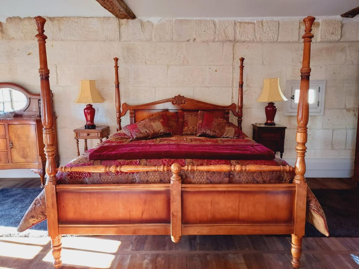 Château des Sénéchaux, Bourdeilles Esterno foto