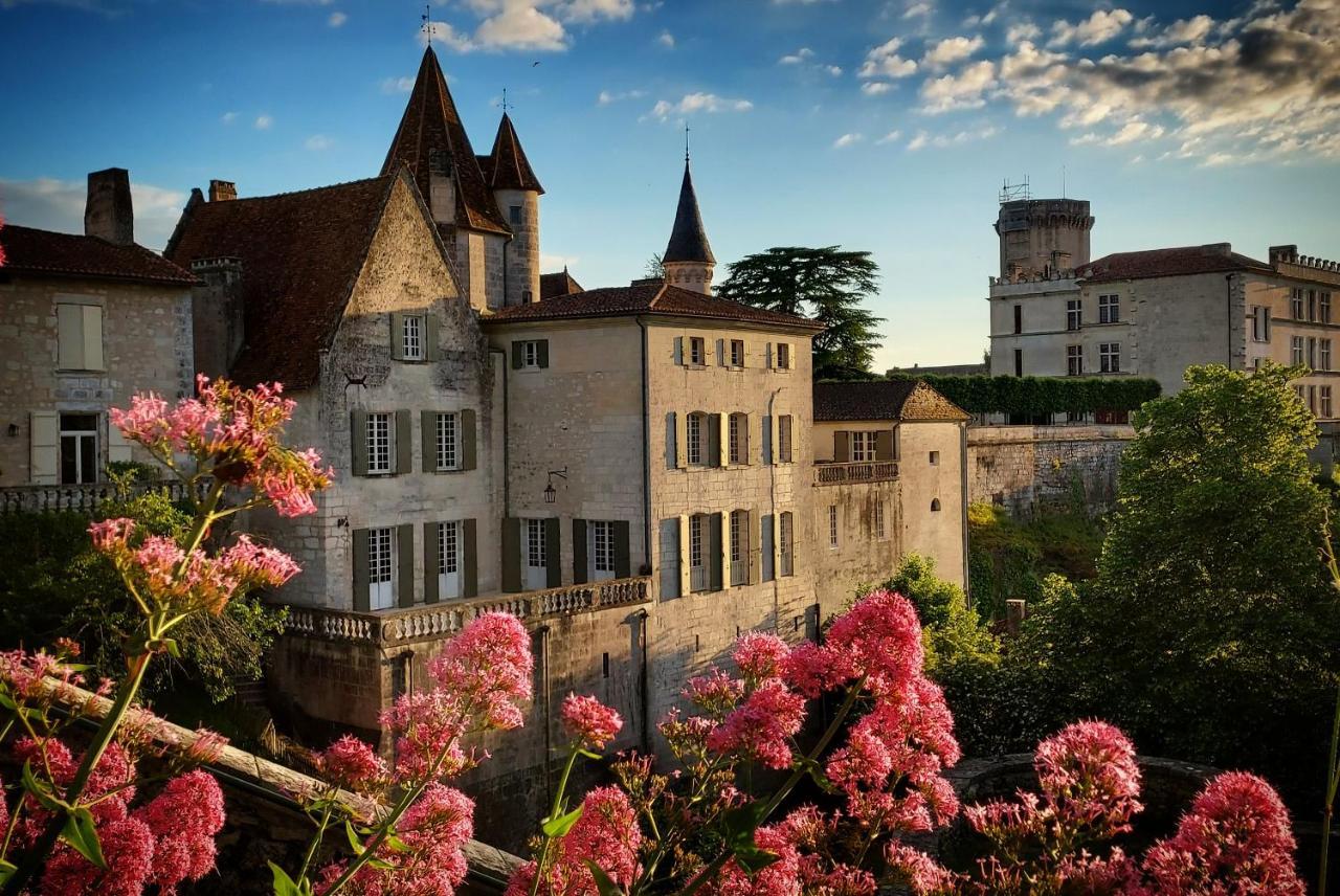 Château des Sénéchaux, Bourdeilles Esterno foto
