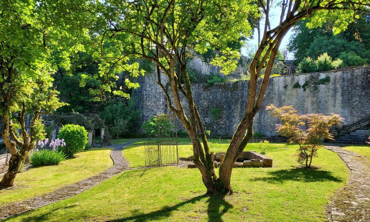 Château des Sénéchaux, Bourdeilles Esterno foto