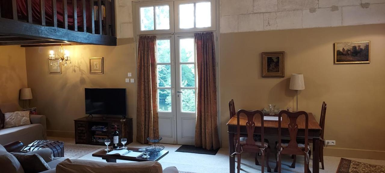 Château des Sénéchaux, Bourdeilles Esterno foto