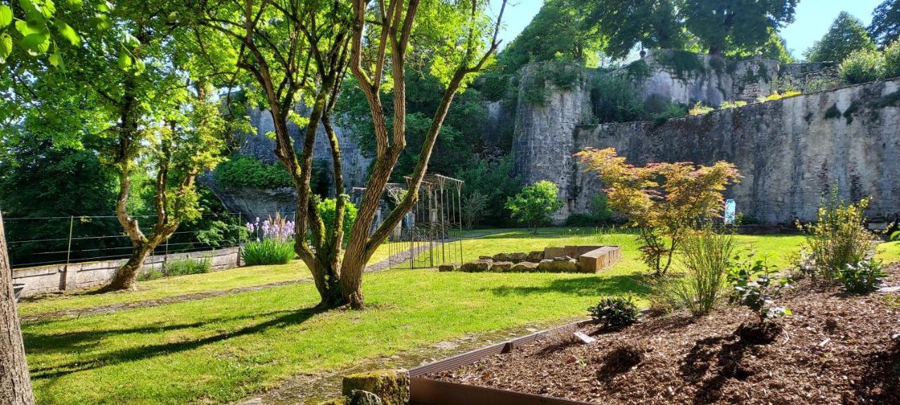 Château des Sénéchaux, Bourdeilles Esterno foto