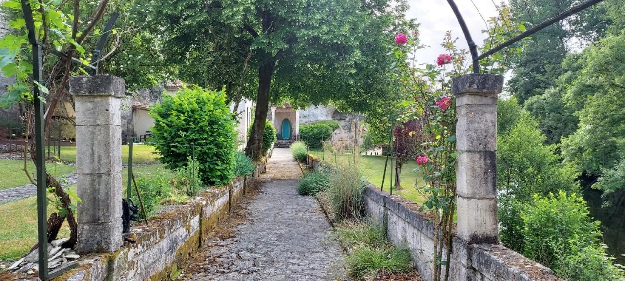 Château des Sénéchaux, Bourdeilles Esterno foto